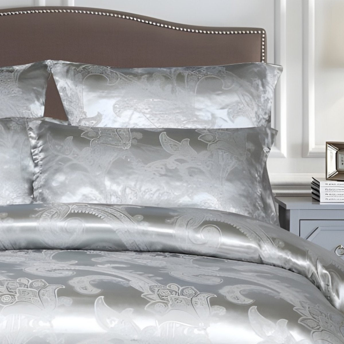 Damask Silver