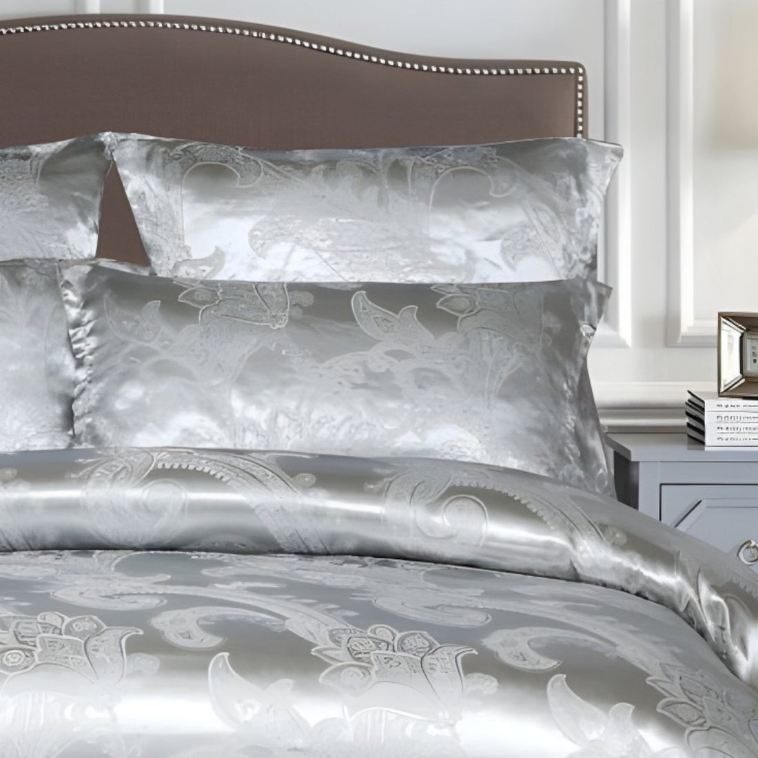 Damask Silver