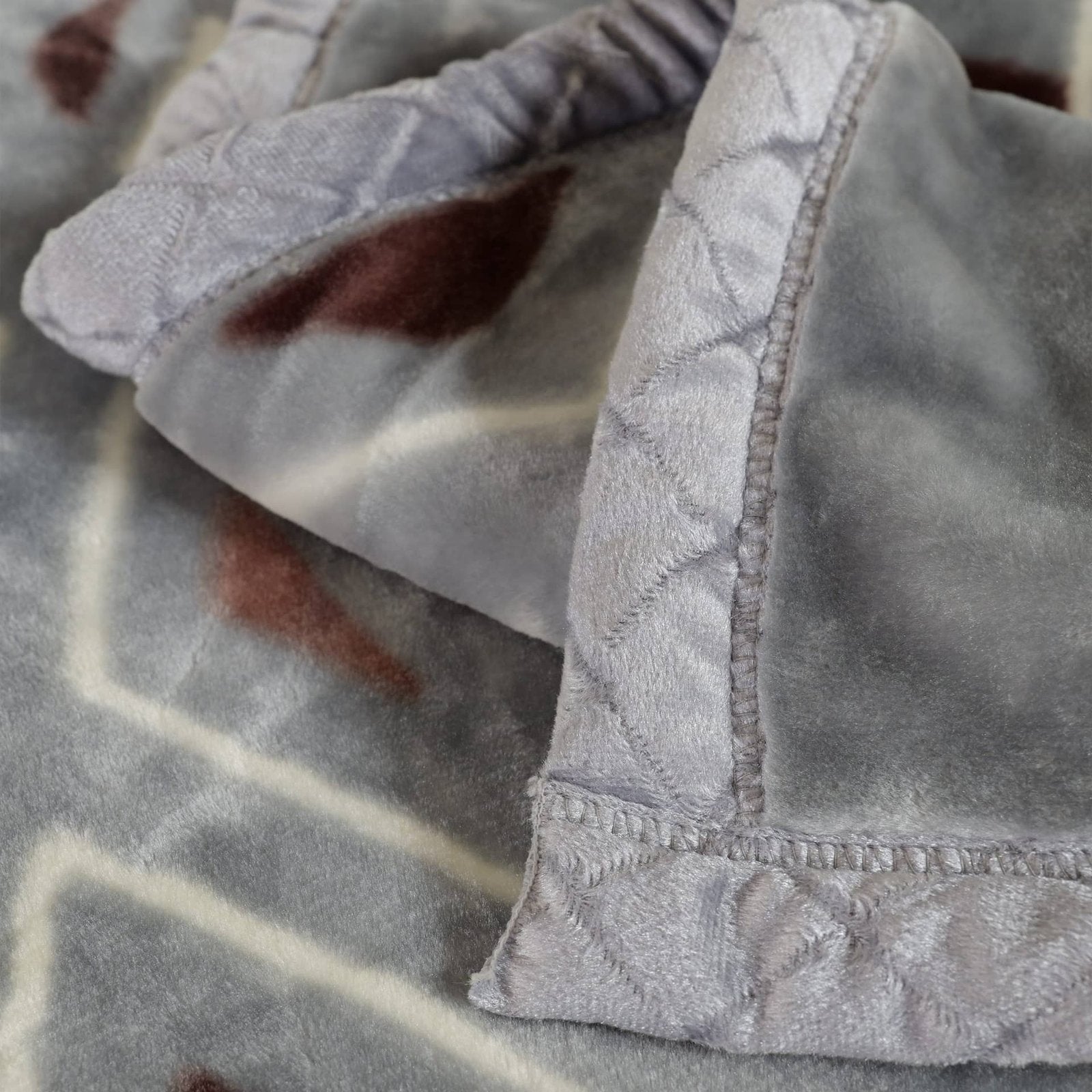 Super Soft 4kg 220 x 240 Mink Blanket - Geometric Sands