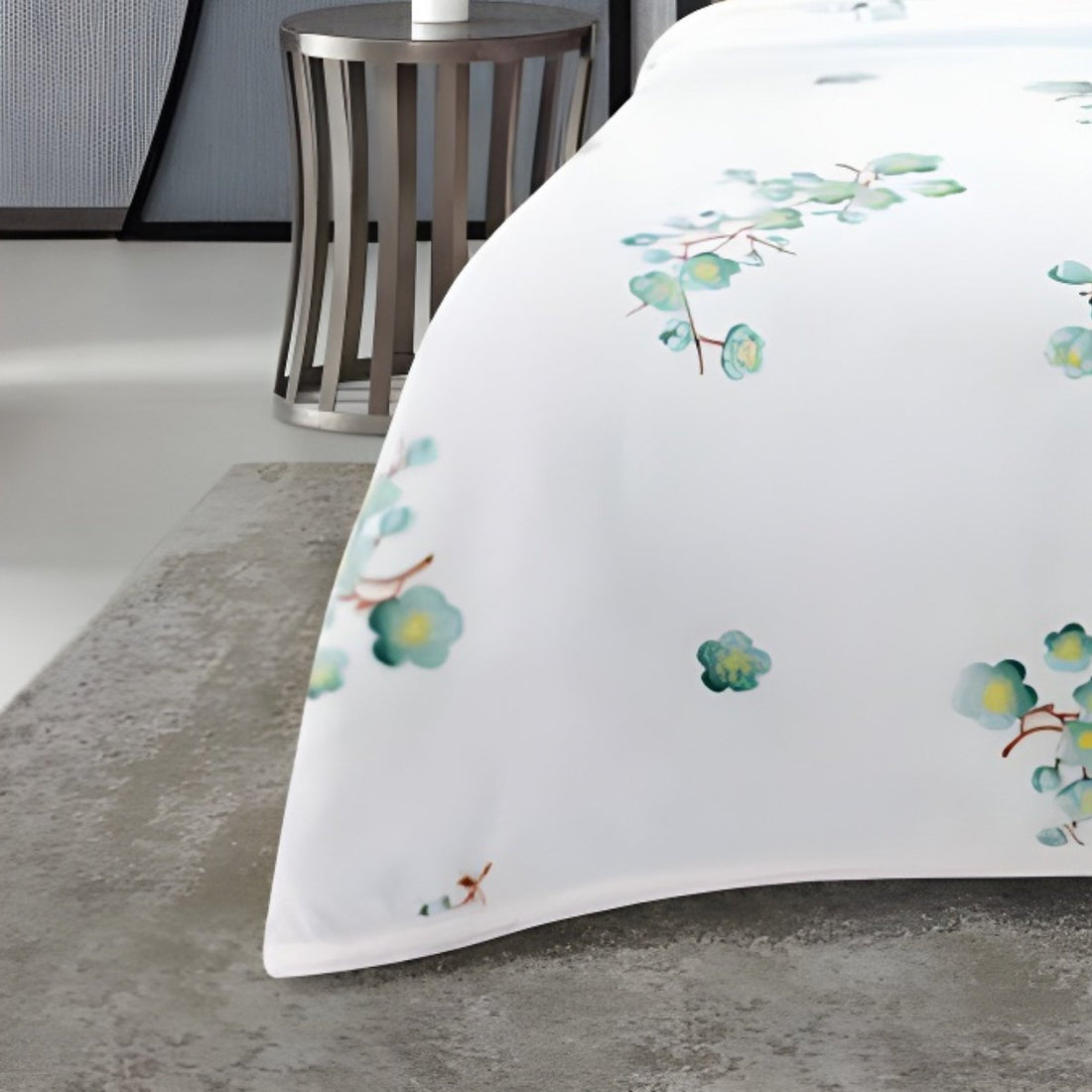 Super Soft 4kg 220 x 240 Mink Blanket - Botanical Blossoms