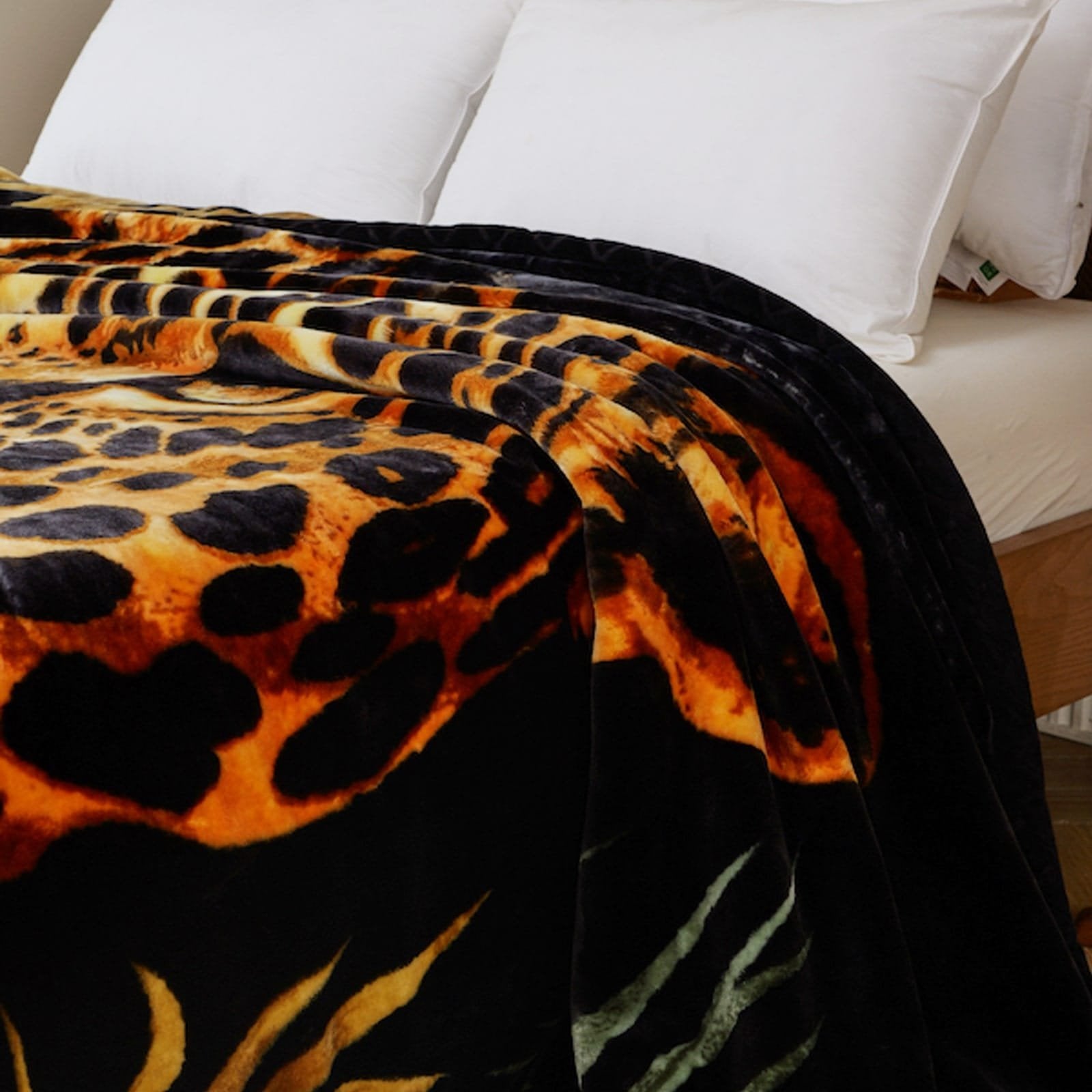Super Soft 4kg 220 x 240 Mink Blanket - Golden Panther Luxe Blanket