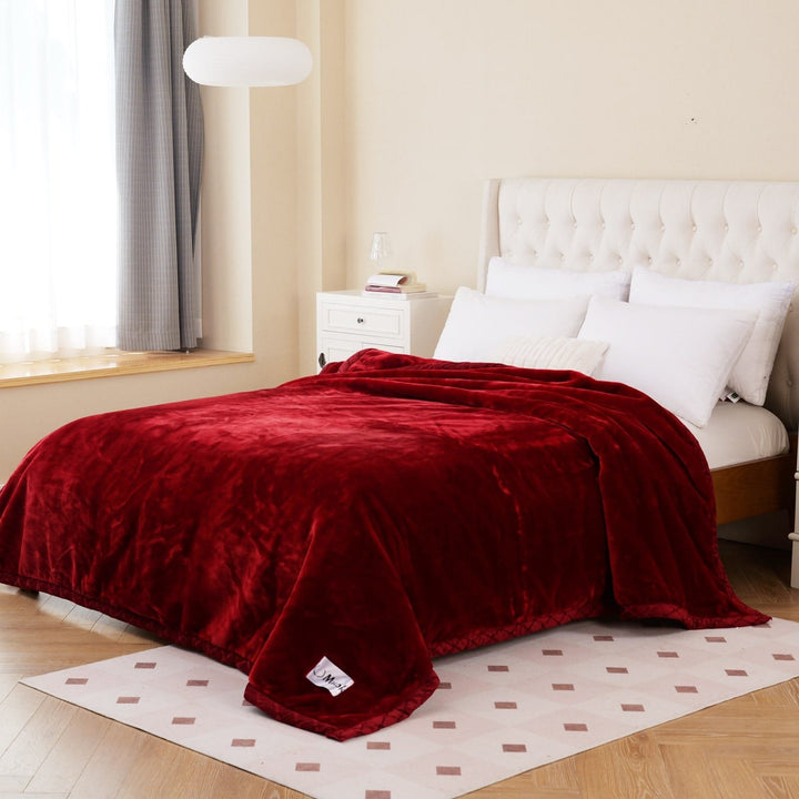 Super Soft 4kg 220 x 240 Mink Blanket - Red Radiance