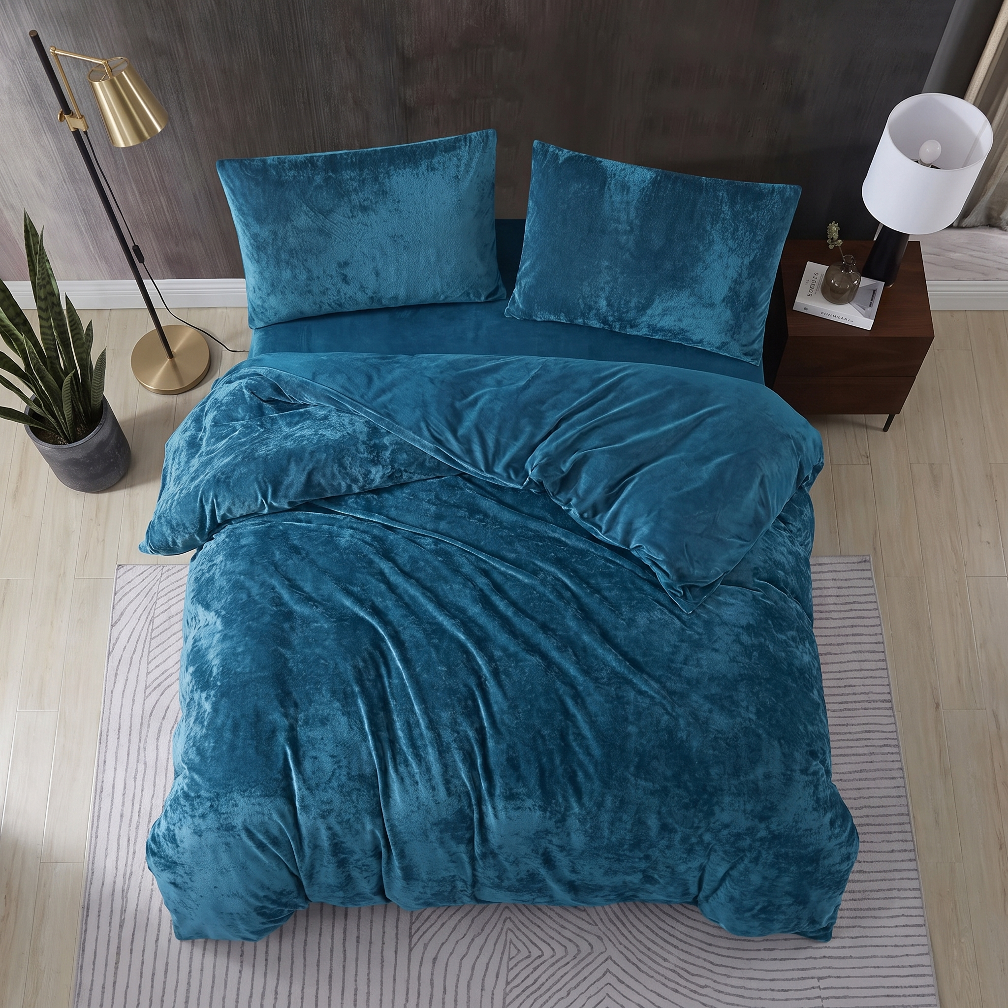 Dark teal velvet quilt cover set featuring a soft, luxurious texture.