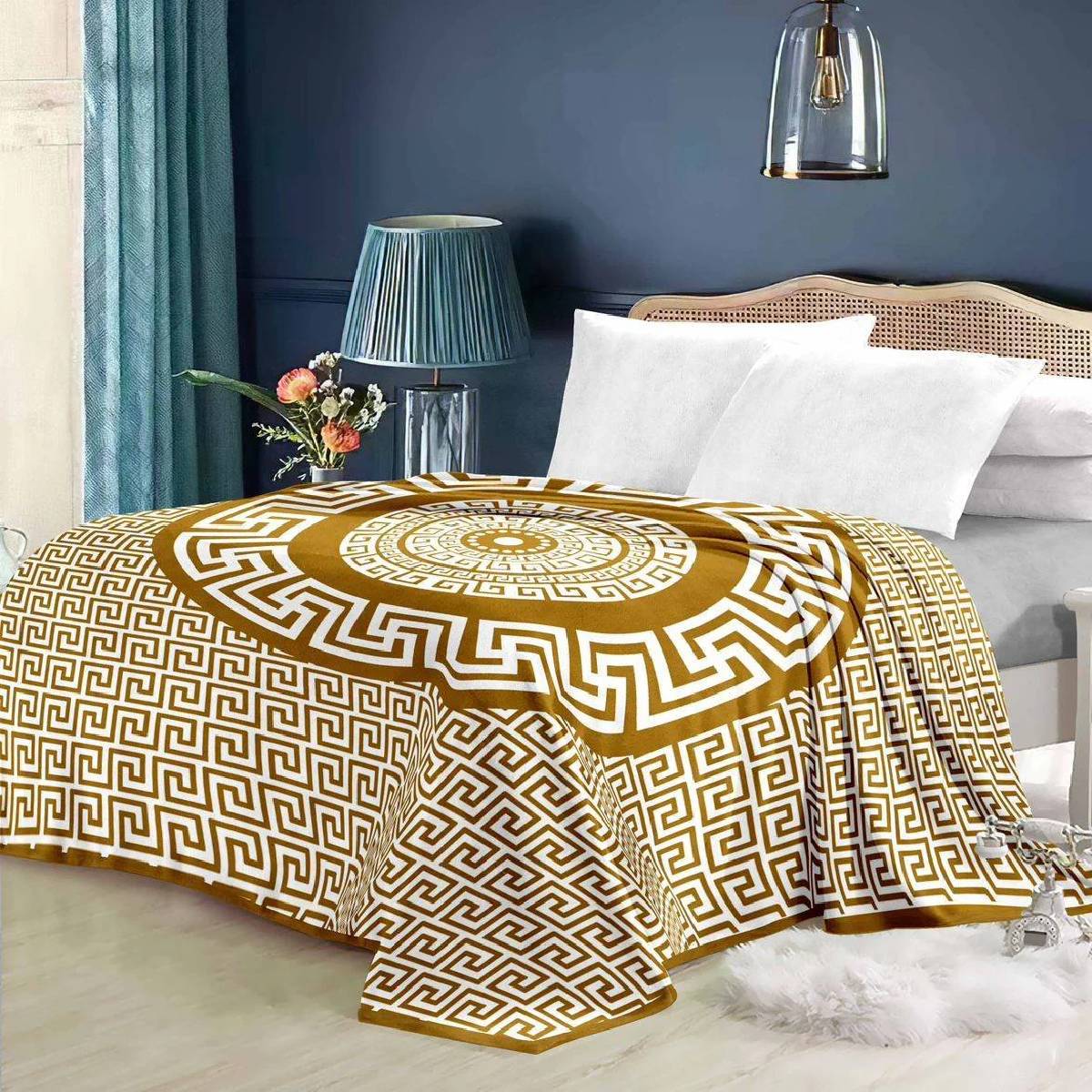 Super Soft 4kg 220 x 240 Mink Blanket - Golden Yellow Greek Key