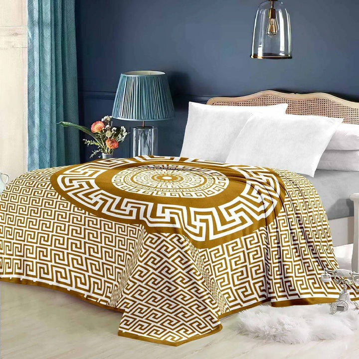 Super Soft 4kg 220 x 240 Mink Blanket - Golden Yellow Greek Key