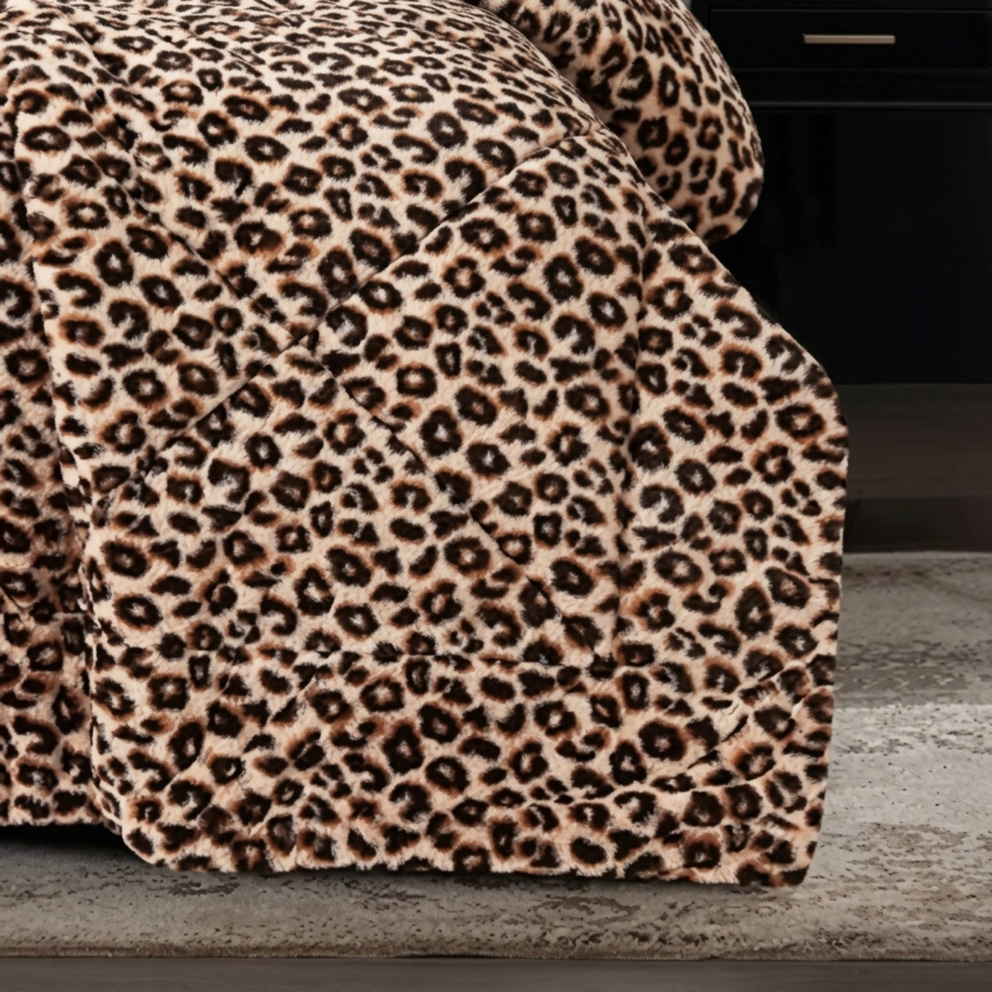 3 Piece Faux Fur Comforter Set - Leopard Pattern