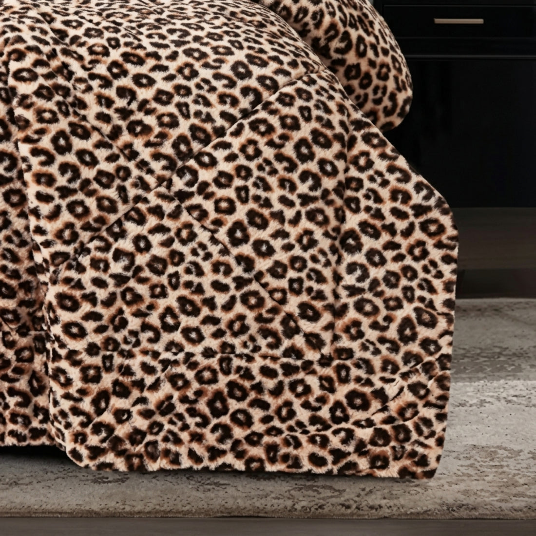 3 Piece Faux Fur Comforter Set - Leopard Pattern