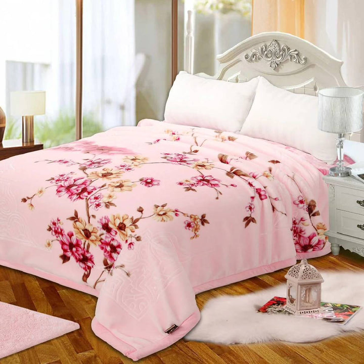 Super Soft 4kg 220 x 240 Mink Blanket - Light Pink Floral