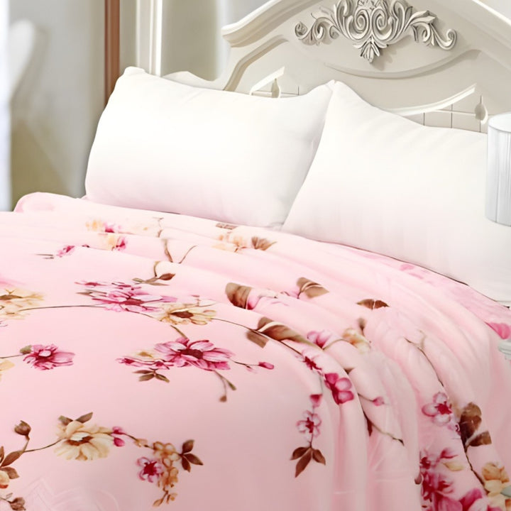 Super Soft 4kg 220 x 240 Mink Blanket - Light Pink Floral