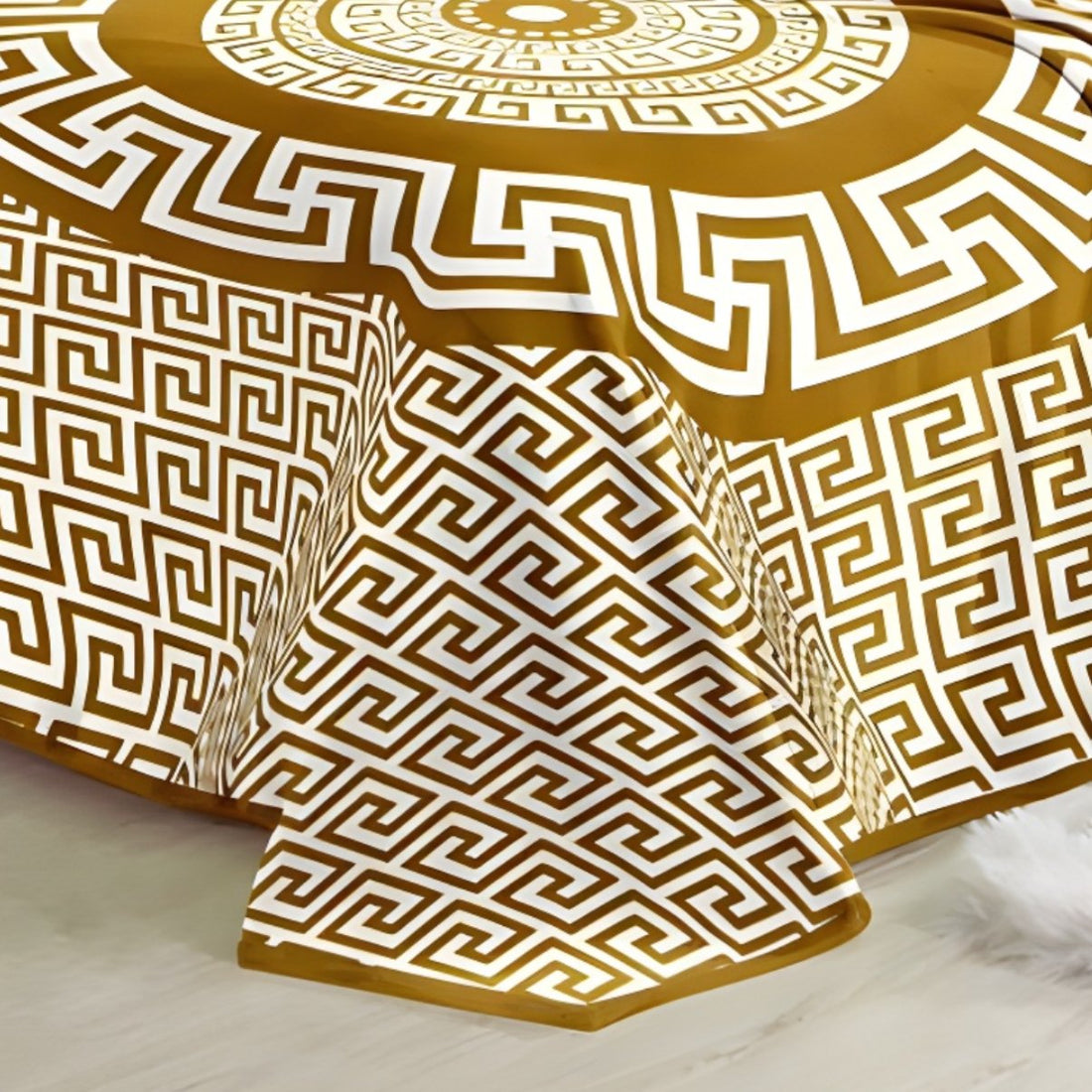 Super Soft 4kg 220 x 240 Mink Blanket - Golden Yellow Greek Key