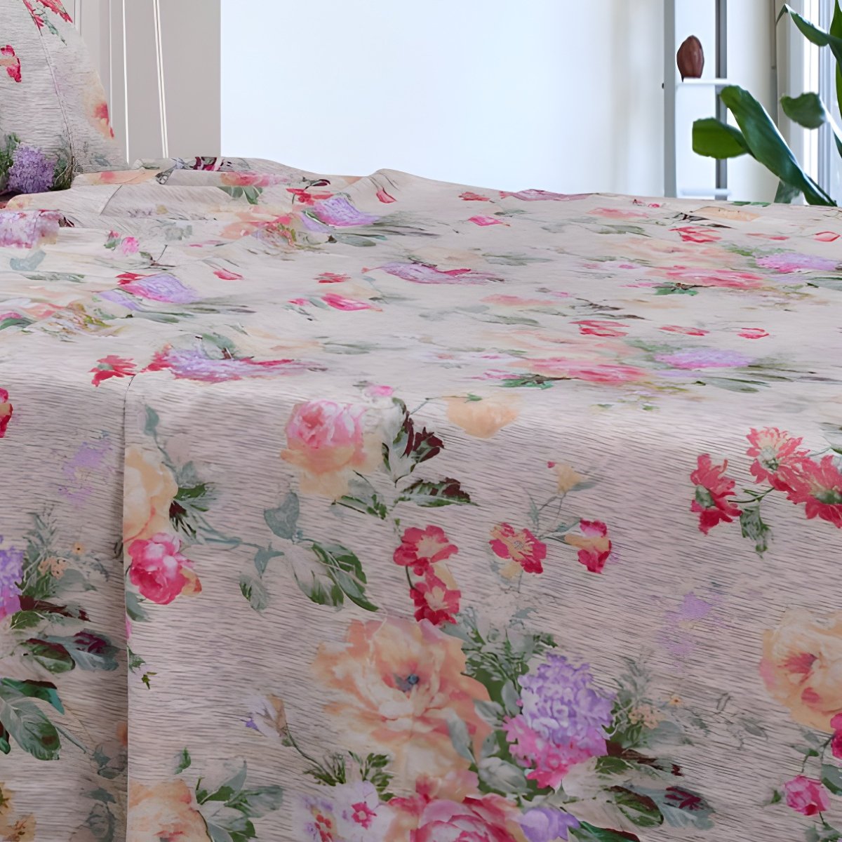 Floral bed sheets with matching pillows