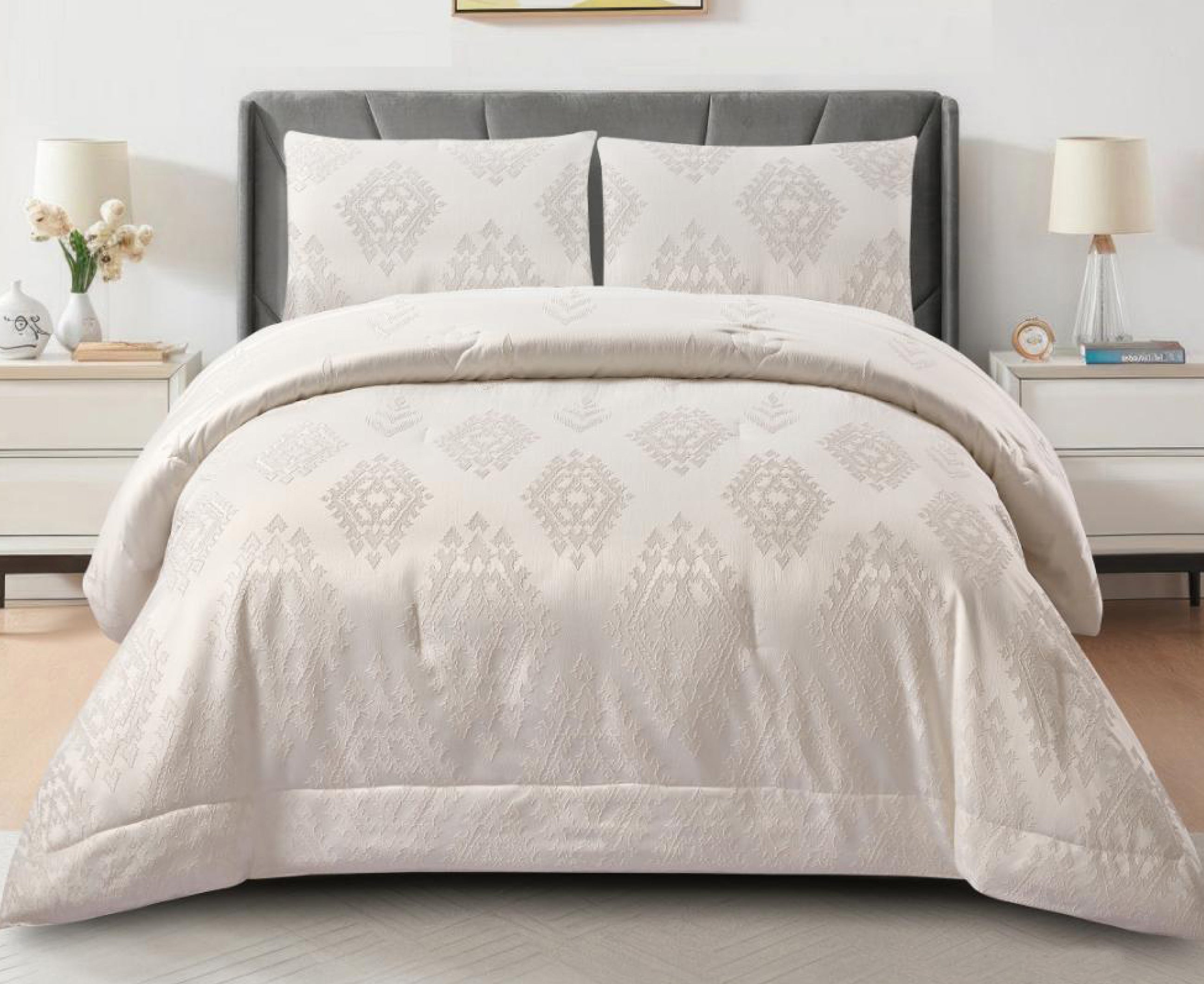 3 Pcs Jacquard Comforter Set-White