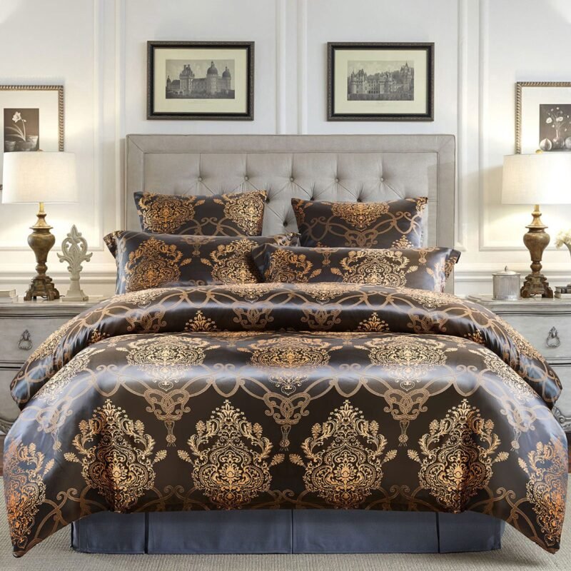 Jacquard Comforter