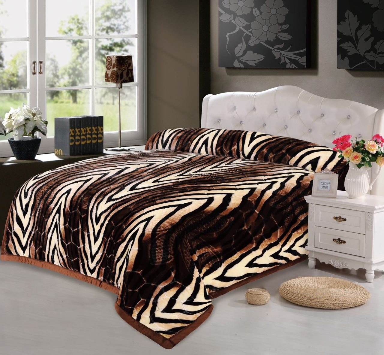 Super Soft 4kg 220 x 240 Mink Blanket - Brown Zebra Stripes