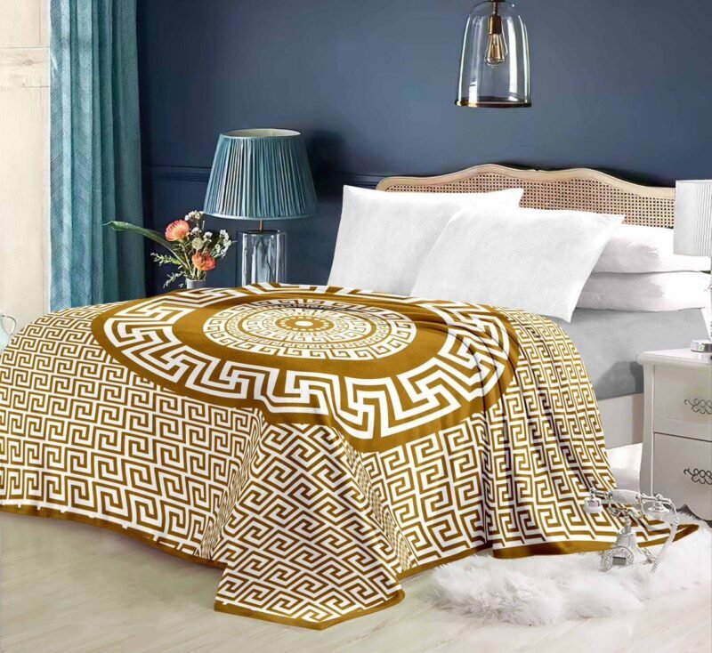Super Soft 4kg 220 x 240 Mink Blanket - Golden Yellow Greek Key
